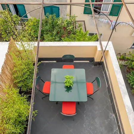 Appartement Cosy With Terrace Gênes